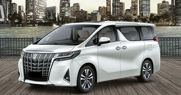 Toyota Alphard luxury MPV exterior front view